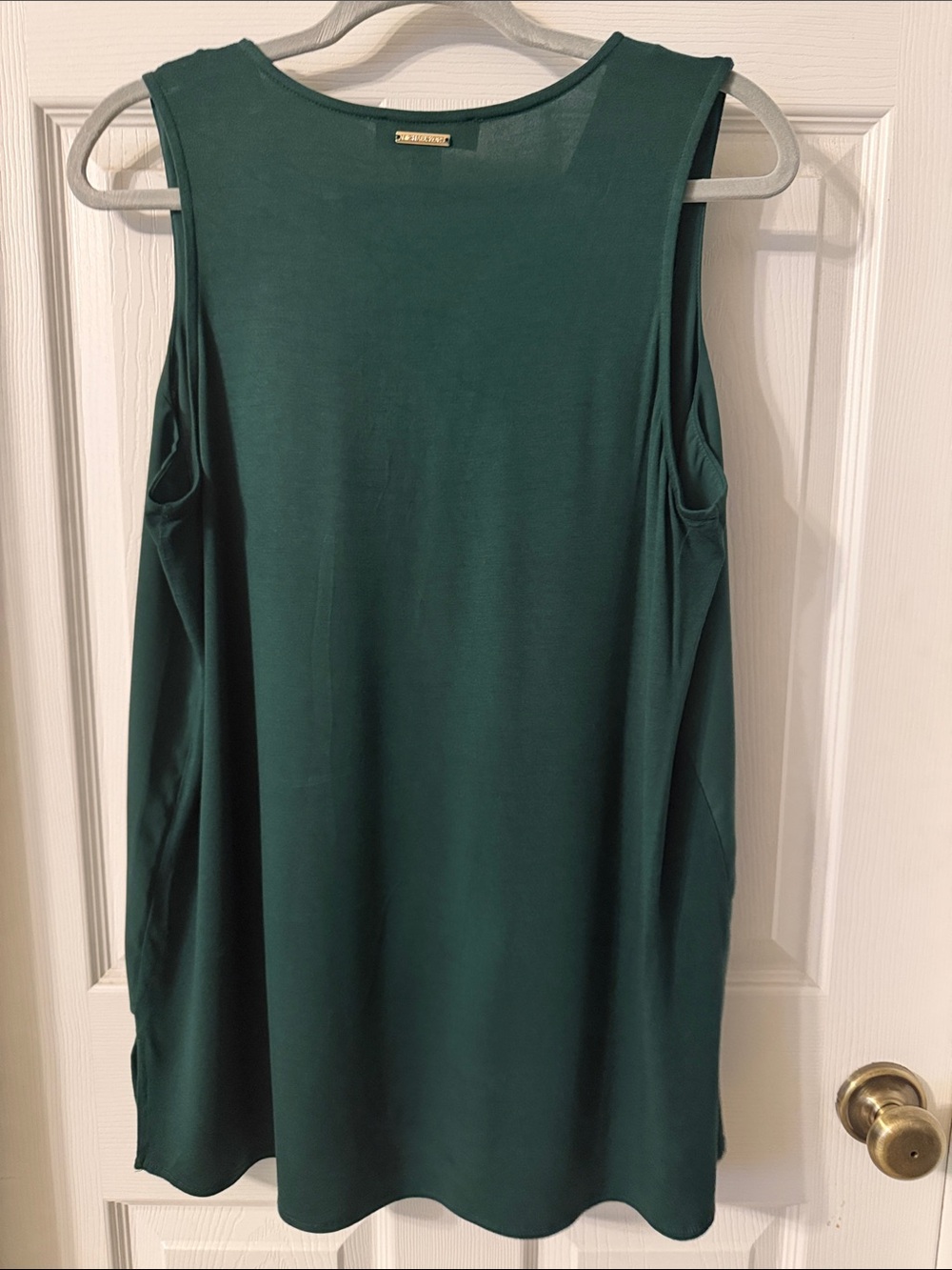 Michael Kors Deep Green Sleeveless V-Neck Top - Picture 3 of 4